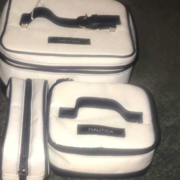 3 peice Nautica travel set NWT - Picture 3 of 3